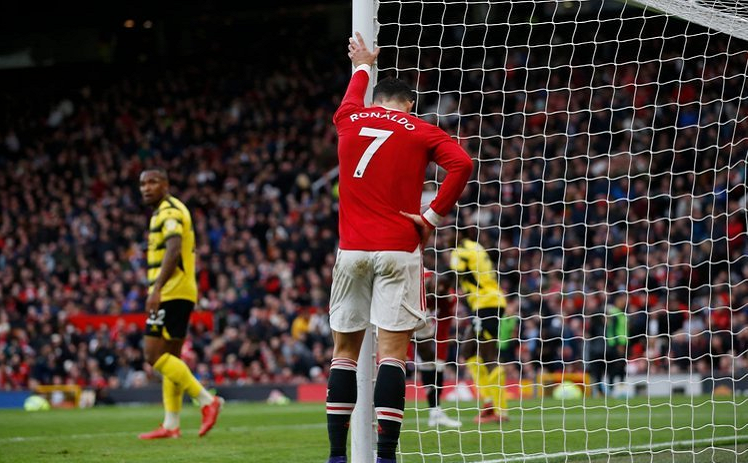 切尔西防守漏勺频现,主场憾平中游球队  切尔西防守漏勺频现,主场憾平中游球队