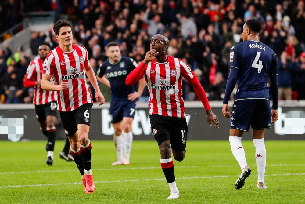 阿斯顿维拉惨败给布伦特福德,杰拉德面临质疑  阿斯顿维拉惨败给布伦特福德,杰拉德面临质疑