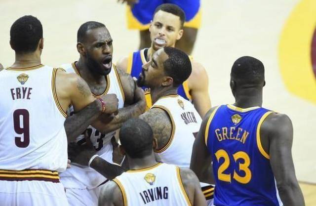  勇士追梦格林禁赛期满，防守体系迎核心回归  